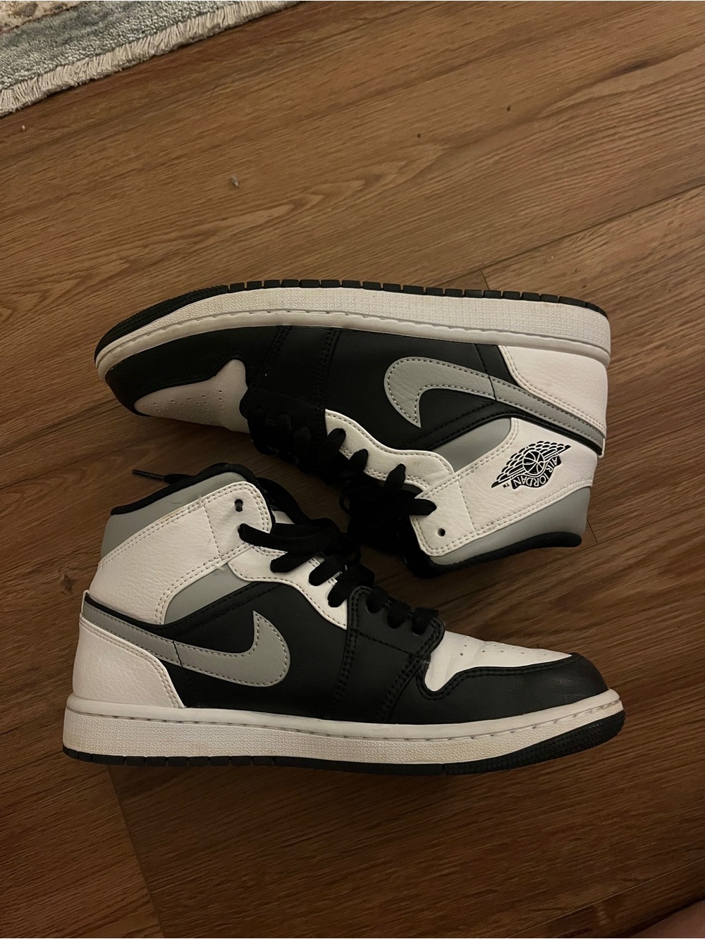 Jordan 1 Mid White Shadow Black Grey 554724-073 Men’s 7.5